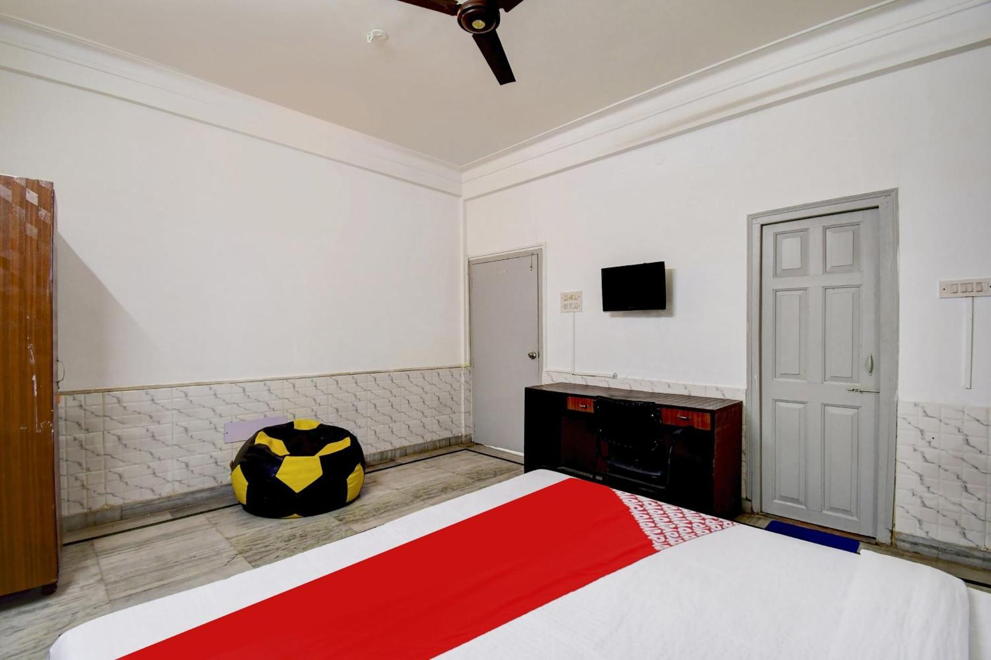 Super Oyo Hotel O Fantasy Stay Vibe Kolkata Exterior photo